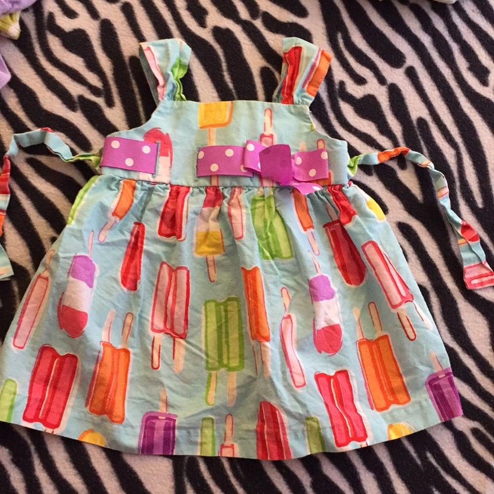 Allison Ann Boutique popsicle top. 3-6M.